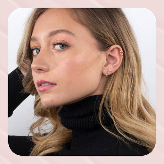 Gold screwback earrings 